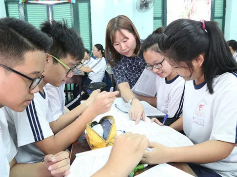 Hà Nội công bố điểm chuẩn vào trường chuyên, lớp chuyên