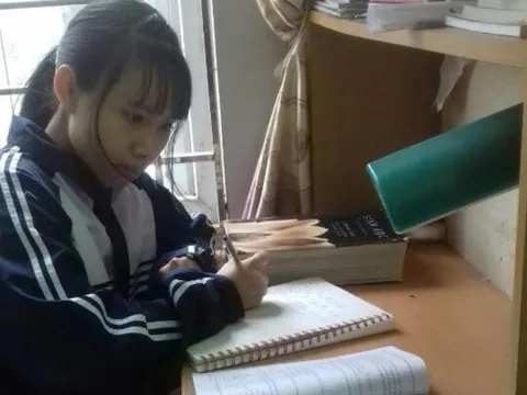 Nữ sinh lớp 10 'vượt cấp' xuất sắc giành giải nhì HSG quốc gia