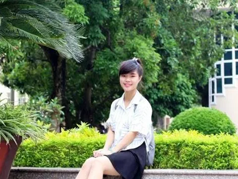 Nữ sinh nghèo tất tả muôn nghề để kiếm tiền học ĐH