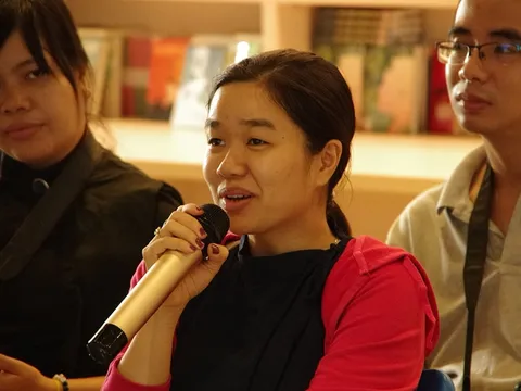 Phụ huynh cuồng nuôi dạy con theo kiểu... ngoại