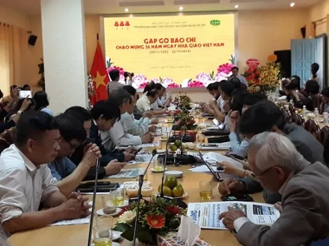 Đào tạo nguồn nhân lực có trình độ cao