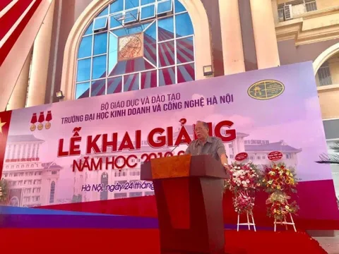 Trường đại học Kinh doanh và Công nghệ Hà Nội khai giảng năm học mới 2019 - 2020