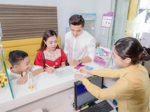 Hè này, các ngân hàng có gì hot?