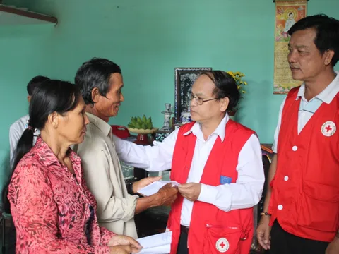 Bình Định: Thăm và hỗ trợ gia đình có người tử vong do mưa lũ