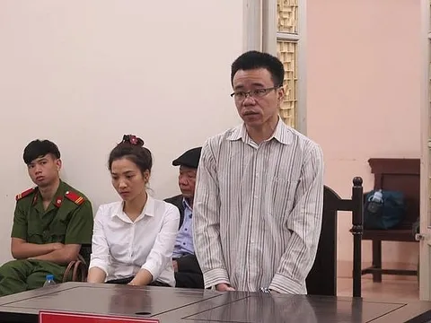 ‘Nổ chạy’ tha tù trước thời hạn … để vào tù