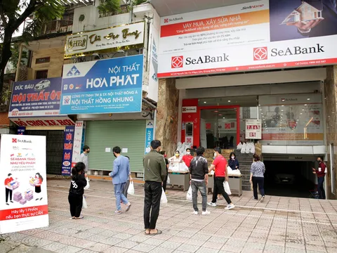 SeABank tặng hơn 16.000 suất quà cho người khó khăn do dịch Covid-19