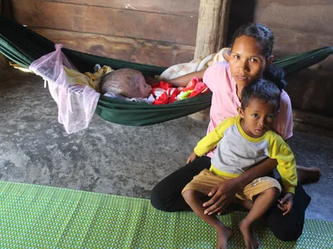 Tạm dừng nhận hỗ trợ trường hợp cháu bé bị não úng thủy