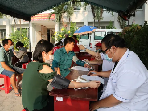 Hành động hiến máu cao đẹp của người dân huyện Hóc Môn