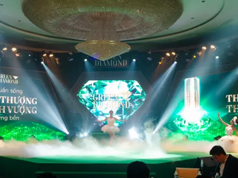 Chính thức mở bán 'Kiệt tác công nghệ xanh' Green Diamond gây sốt thị trường miền Bắc