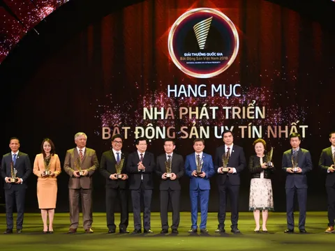 Tôn vinh 54 chủ đầu tư và dự án bất động sản xuất sắc nhất