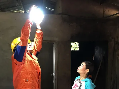 EVNNPC: Đảm bảo cấp điện an toàn, ổn định cho sản xuất kinh doanh và sinh hoạt