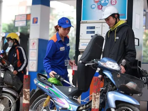 Giá xăng giữ nguyên lần thứ 3 liên tiếp kể từ đầu năm