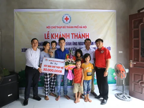 Hỗ trợ người khuyết tật và các gia đình khó khăn