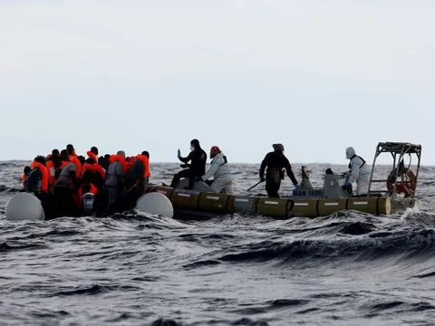 Đắm thuyền trên Địa Trung Hải, 117 người mất tích