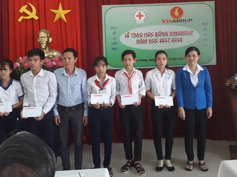 Học bổng Vingroup tạo thêm động lực vượt khó cho học sinh nghèo