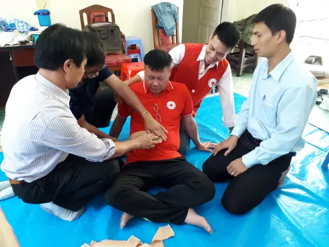 Hội Chữ thập đỏ tỉnh Lâm Đồng tổ chức tập huấn sơ cấp cứu