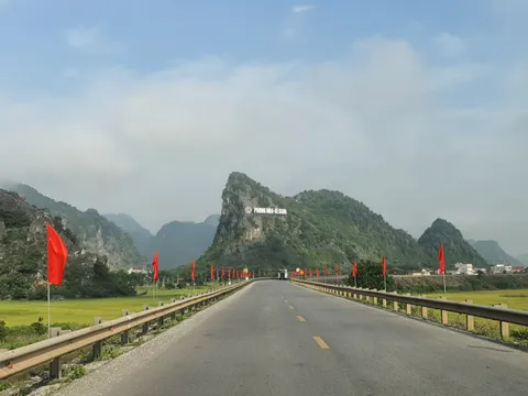 Tỉnh Quảng Bình cho phép nhiều hoạt động kinh doanh, du lịch hoạt động trở lại