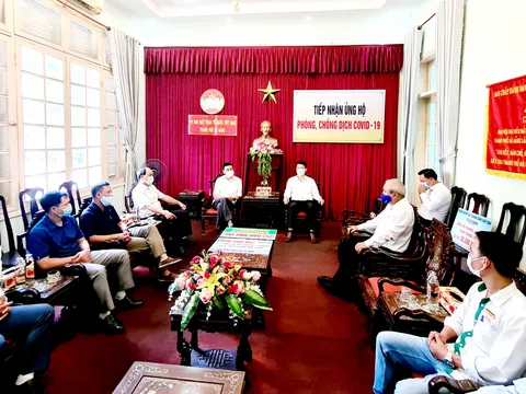 Đà Nẵng tiếp nhận gần 2 tỷ đồng ủng hộ Quỹ vaccine phòng, chống Covid-19