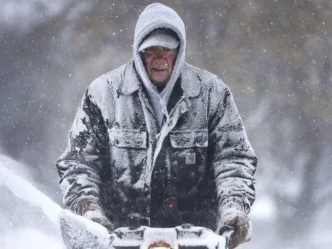 Nước Mỹ 'tê tái' trước đợt lạnh kỉ lục -53 độ C