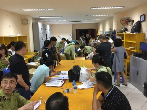 Thu giữ hàng vạn bao thuốc lá lậu