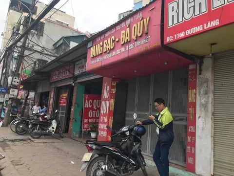 Xác định nghi phạm tấn công tiệm vàng trong đêm