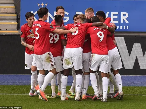 Thắng Leicester 2-0, M.U kết thúc mùa bóng Premier League ở vị trí thứ ba