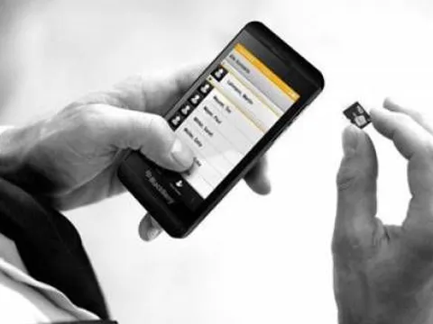 Điện thoại bạn có bị cài phần mềm nghe lén?