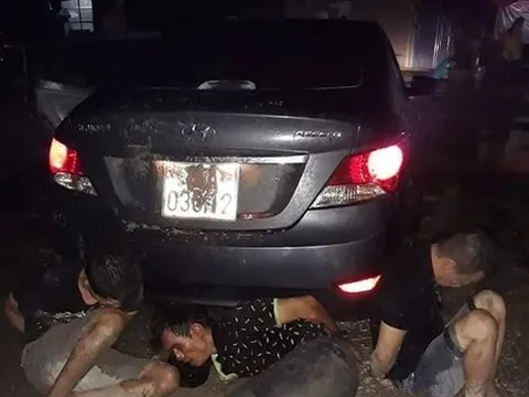 Cả gan vào nhà trưởng công an xã trộm xe máy