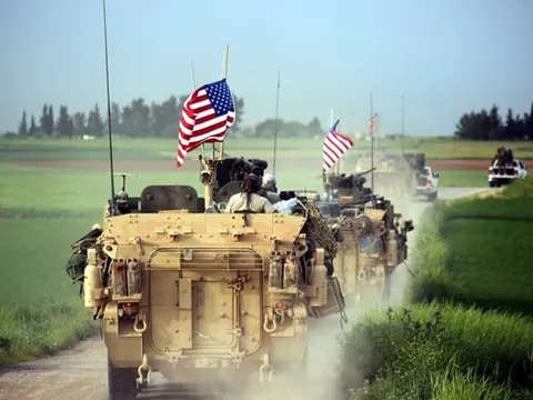 Mỹ bắt đầu rút thiết bị quân sự khỏi Syria