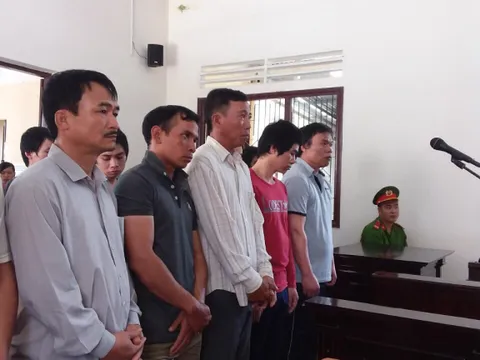 Ông trùm gỗ lậu 'Hà đen' lĩnh 6 năm tù