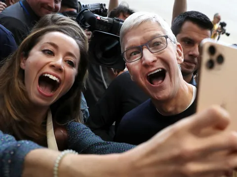 Sau khi ra mắt iPhone 11, Apple trở lại vị thế 'nghìn tỷ đô'