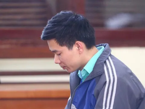 Bị cáo Hoàng Công Lương giữ quyền im lặng tại tòa