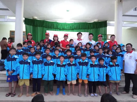 Đà Nẵng: Trao hơn 1.000 suất quà Tết cho học sinh vùng cao tỉnh Quảng Nam