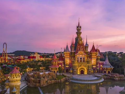 Khai trương công viên chủ đề lớn nhất Việt Nam - VinWonders Phú Quốc