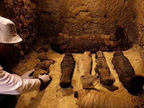 Ai Cập phát hiện mộ cổ chứa 50 xác ướp, bao gồm cả trẻ em