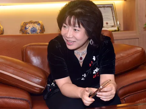 "Tiện ích cho người khiếm thị: Vầng sáng trong bóng đêm"