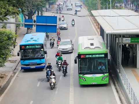 Hà Nội: Đề xuất cho phép các phương tiện khác sử dụng làn buýt nhanh BRT
