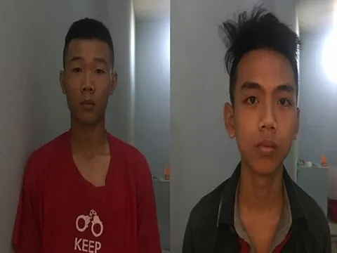 Hai tên cướp nhí bị bắt khi đang bàn nhau tẩu tán xe ăn cướp