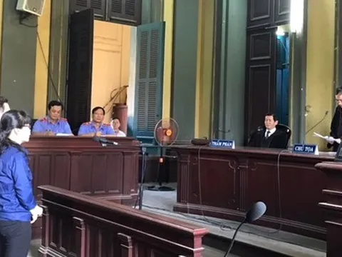 Y án sơ thẩm với 'siêu lừa' Huỳnh Thị Huyền Như
