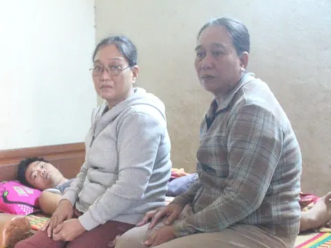 Cả gia đình nghèo ốm đau, bệnh tật