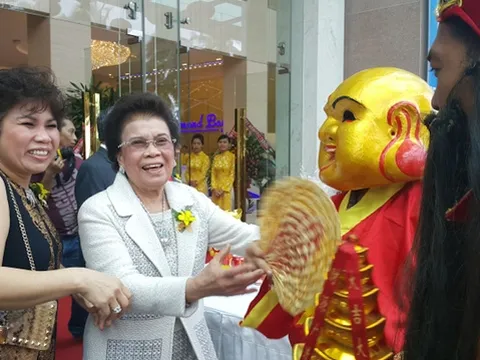 "Bà trùm" trên thị trường tài chính, bất động sản qua đời ở tuổi 82