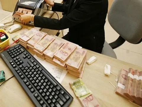 "Bắt mạch" nguyên nhân lãi suất huy động tăng