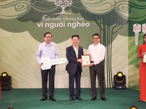 Bầu Hiển và Câu lạc bộ Hà Nội chung tay vì người nghèo