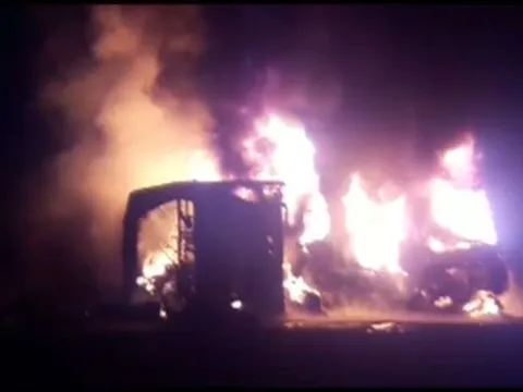 Va chạm xe buýt và xe tải, ít nhất 26 người thiệt mạng ở Pakistan