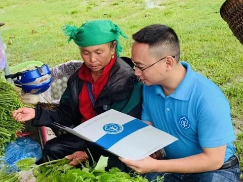 BHXH Việt Nam chung tay vì người nghèo để 'không ai bị bỏ lại phía sau'