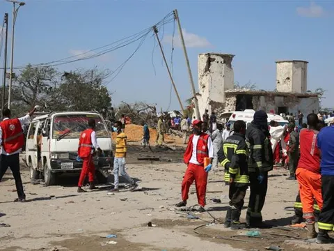 Đánh bom xe đẫm máu ở Somalia khiến ít nhất 79 người thiệt mạng