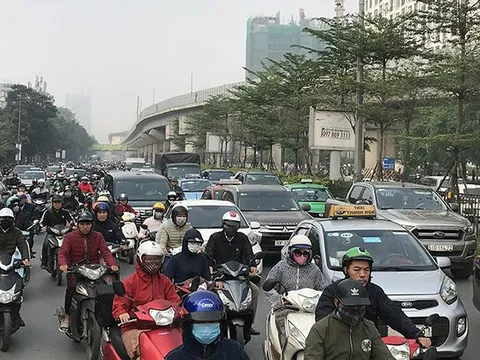 Buýt nhanh, tàu trên cao có 'cõng' thay được hàng vạn xe máy?