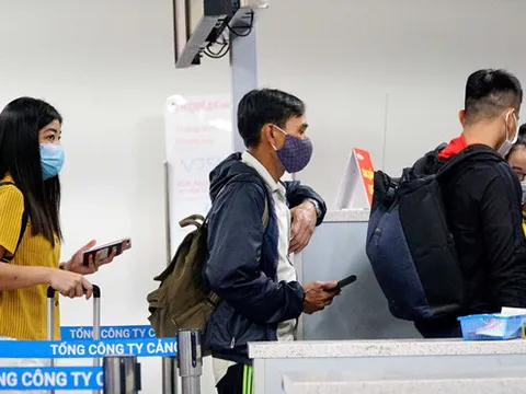 Người nhập cảnh vào Việt Nam được giám sát, xét nghiệm Covid-19 như thế nào?