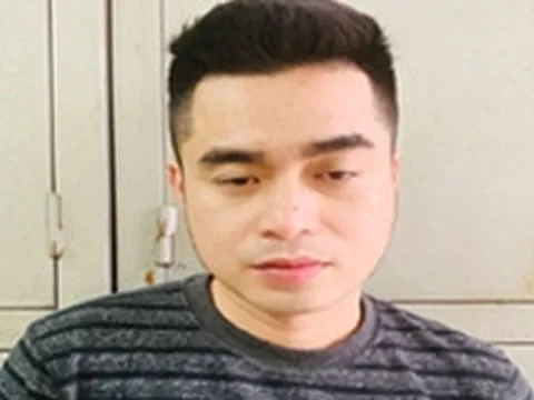 Cảnh sát đột kích sới bạc trong căn nhà hoang