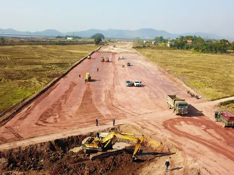 Quảng Ninh: Phê duyệt kế hoạch sử dụng đất, giá đất dự án cao tốc Vân Đồn – Móng Cái ngay trong ngày